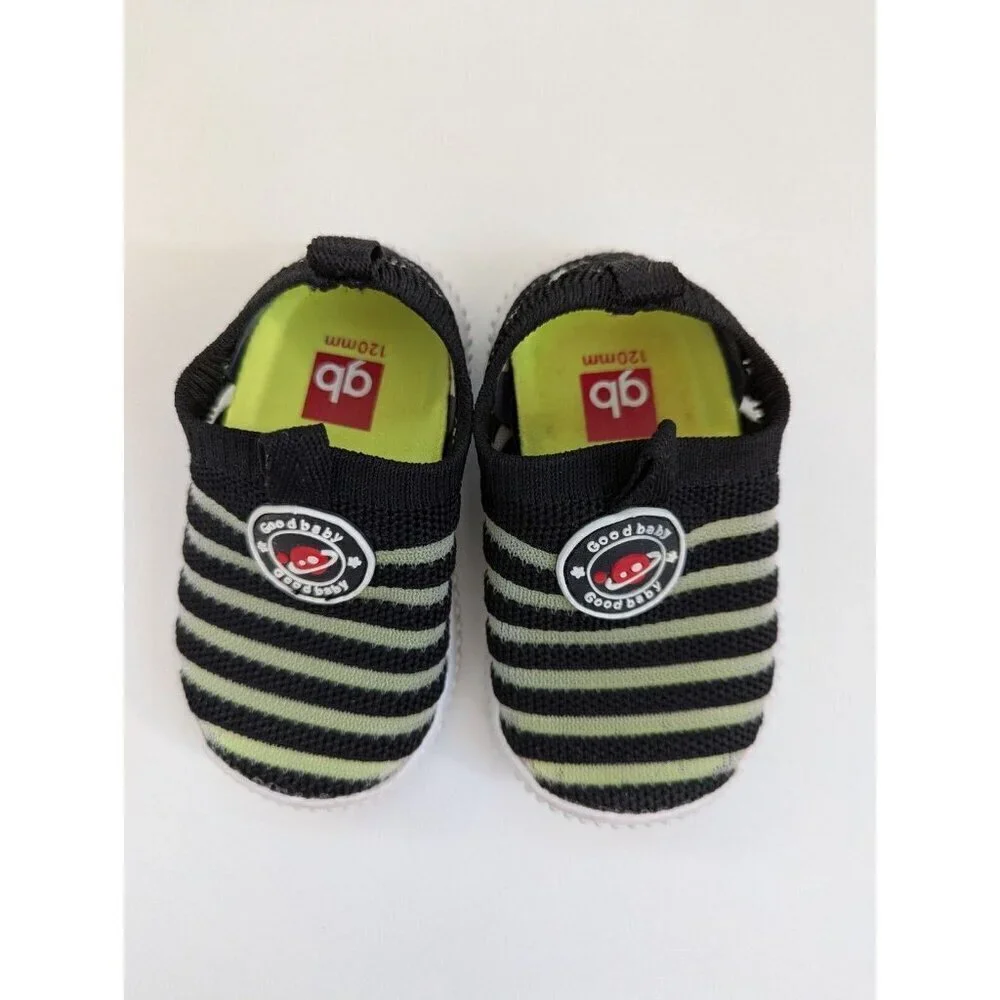 Good Baby Striped Knit Shoes Size 3.5 Non Slip